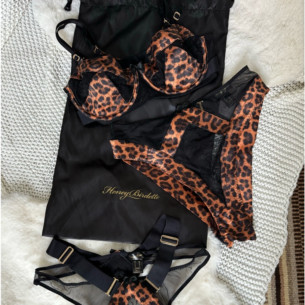 Honey Birdette Marilyn Leopard Bra and thong set 34D small